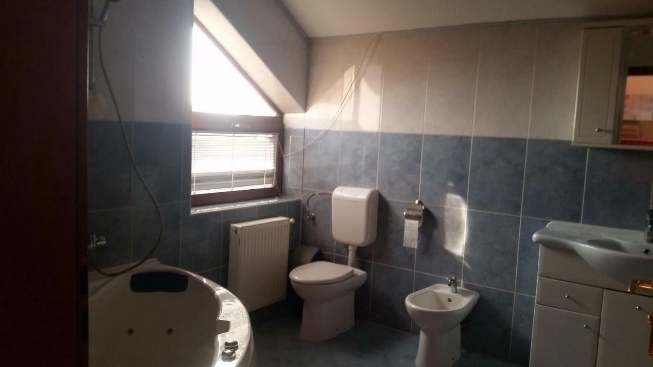 Cristalex Villaverde Bucharest Pantelimon Buitenkant foto