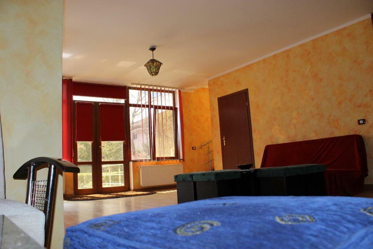 Cristalex Villaverde Bucharest Pantelimon Buitenkant foto